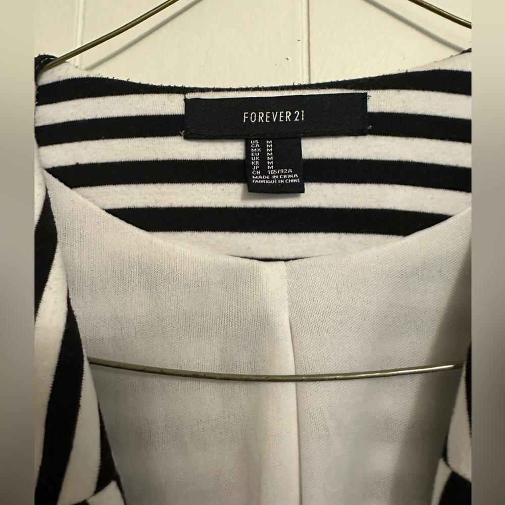 Striped blazer - Picture 2 of 3